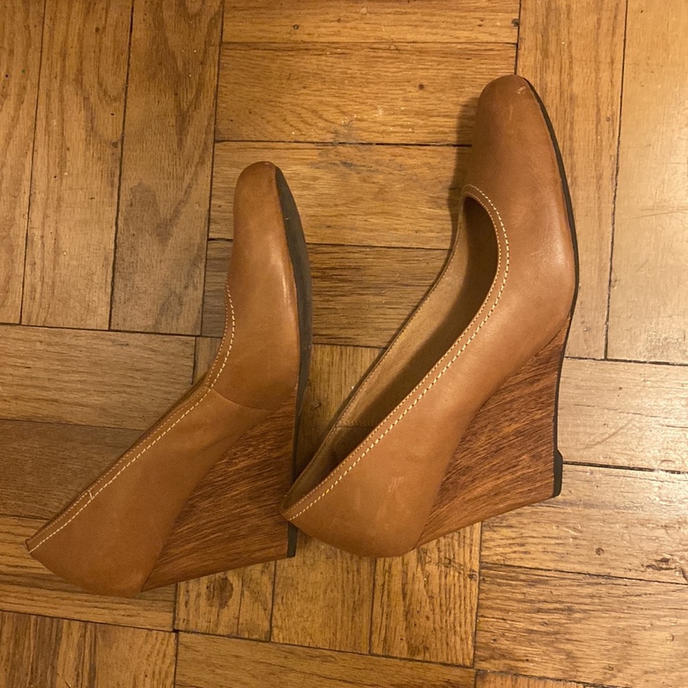 Heels - Picture 3 of 3